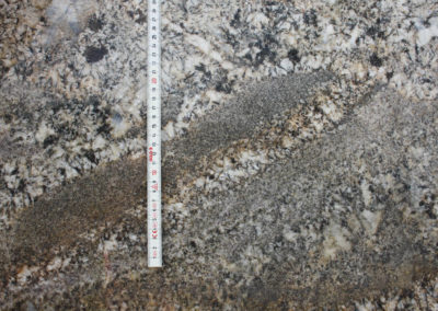 Arara Gold (Satin) - Granite (Closeup)